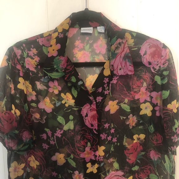 Sheer short sleeve floral button up - Picture 2 of 5